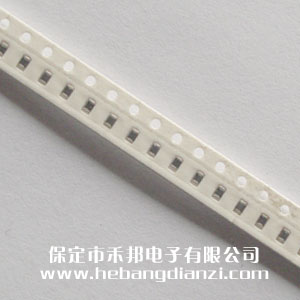 貼片電感0805 820nH